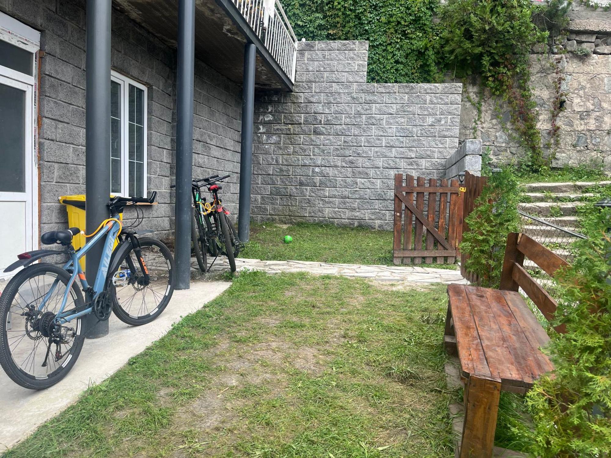 Hostel La Casa Dilijan Esterno foto